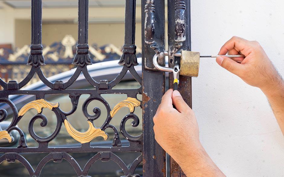 ouverture de porte claquée serrurier La Ferté-Gaucher